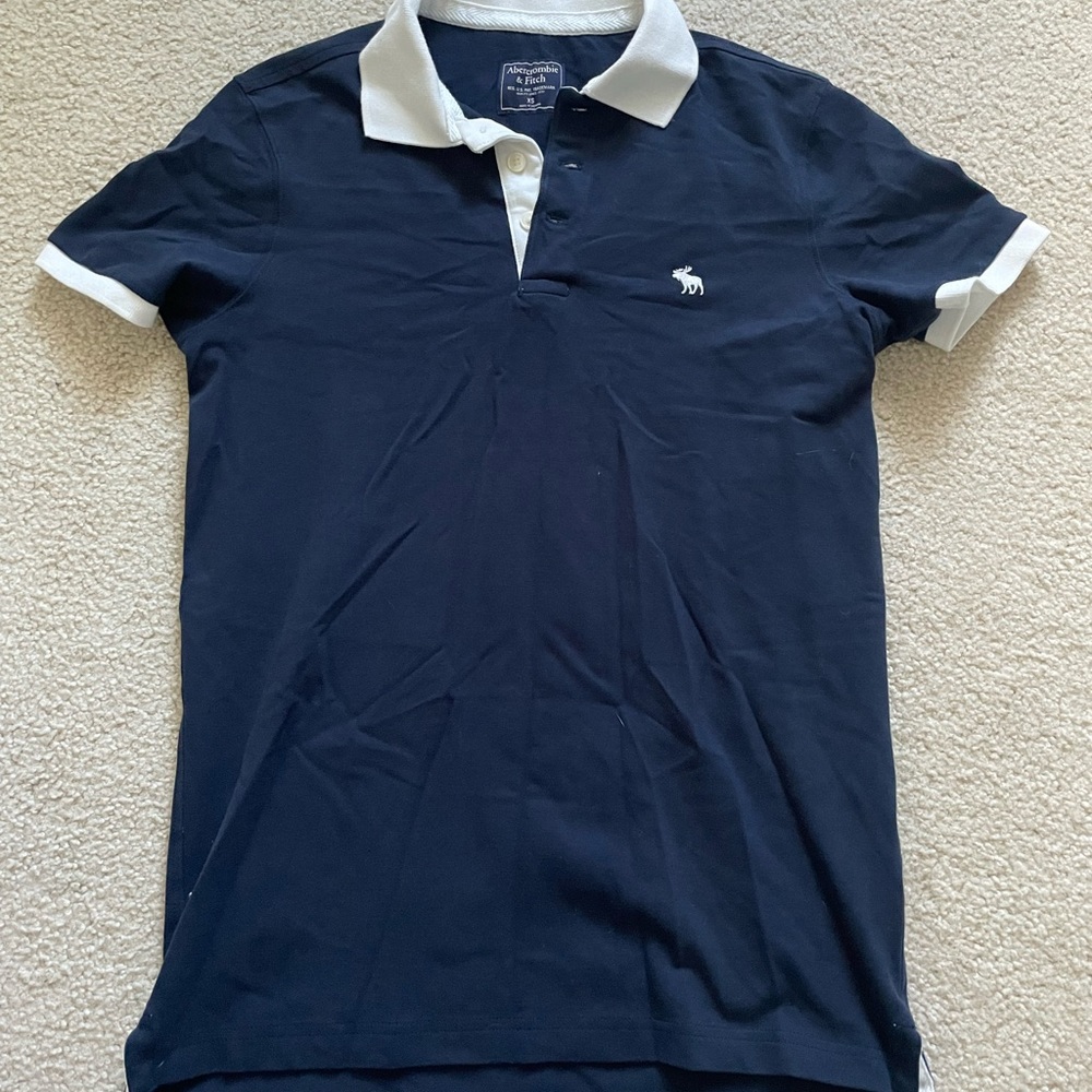 ⭐️Mens A&F Polo⭐️